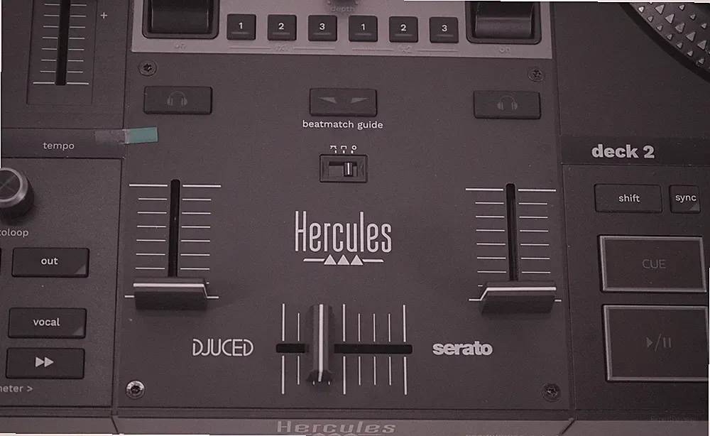 ISSUE Hercules DJControl Inpulse T7 Motorized DJ