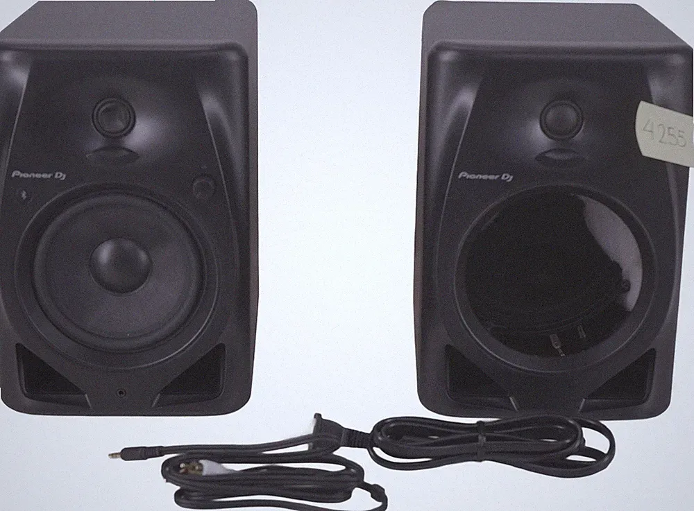 ISSUE Pioneer DJ DM-50D 5" Desktop Monitor System Black