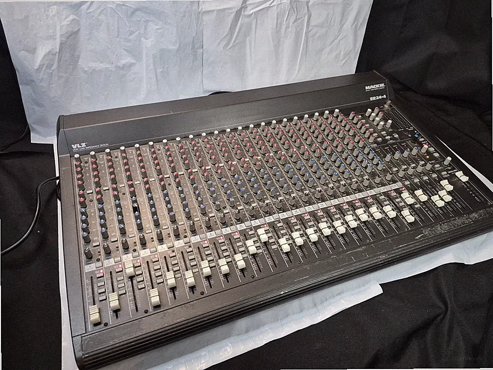 Mackie SR 24-4 24x4x2 4-Bus Mixing Console Mixer PA DJ audio Worked When Pulled