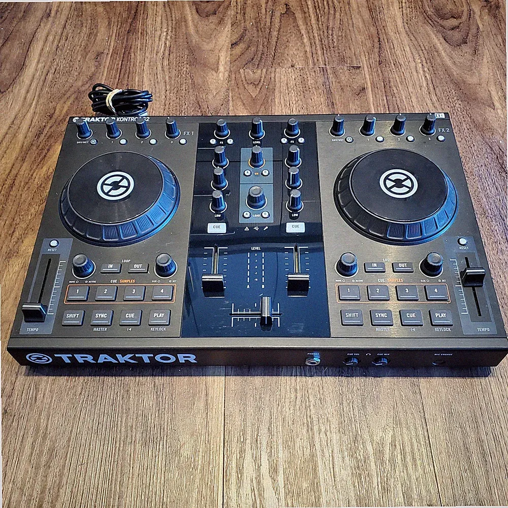 Native Instruments TRAKTOR Kontrol S2 MK1 USB DJ Controller - Modded! (READ)
