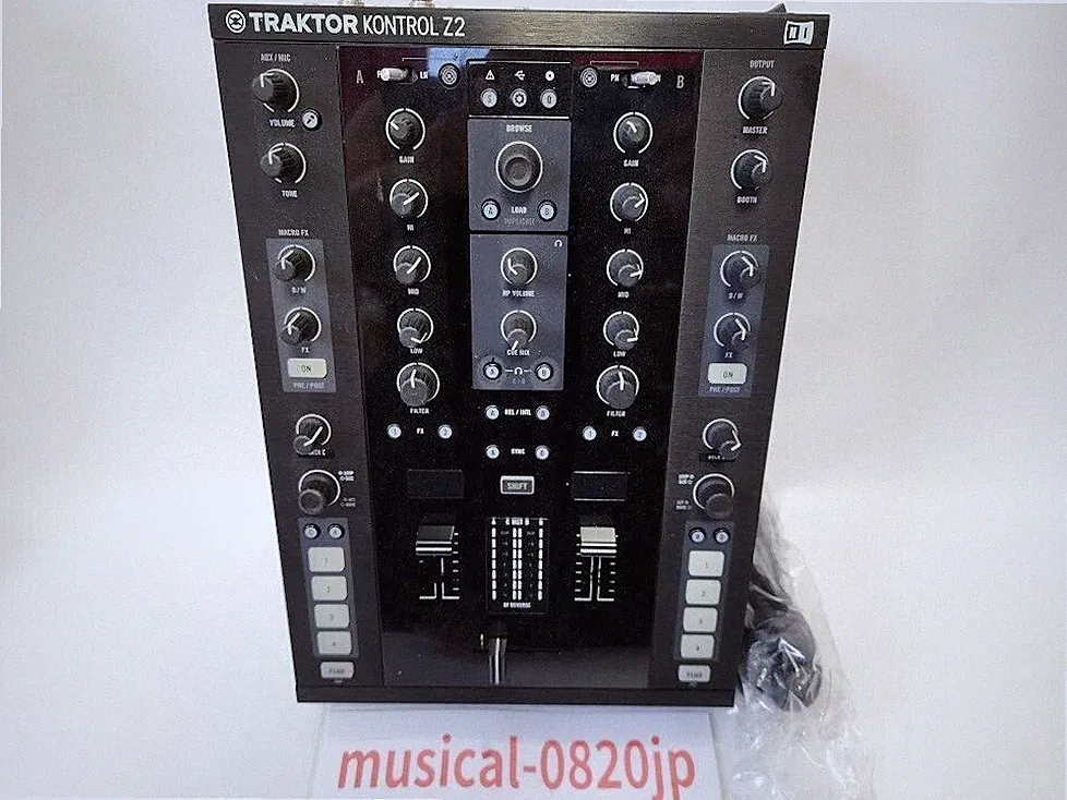 Native Instruments Traktor Kontrol Z2 DJ Mixer