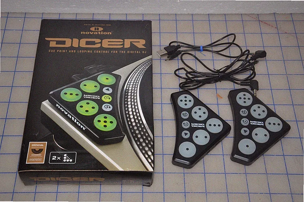 Novation Dicer Cue Point & Looping Control USB Powered DJ Controller