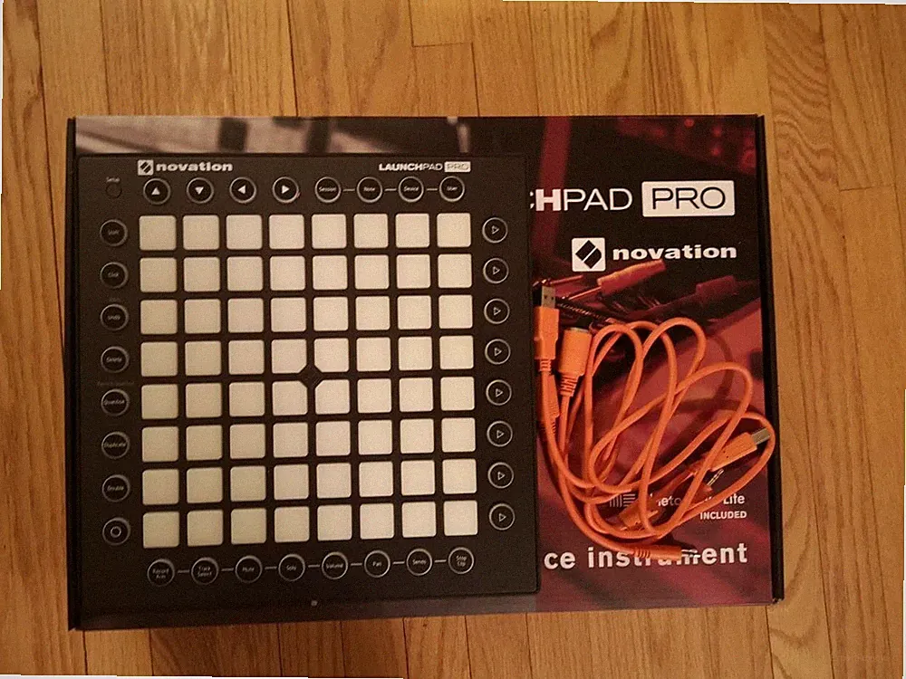 Novation Launchpad Pro Ableton Live USB MIDI RGB 64-Pad DJ Controller