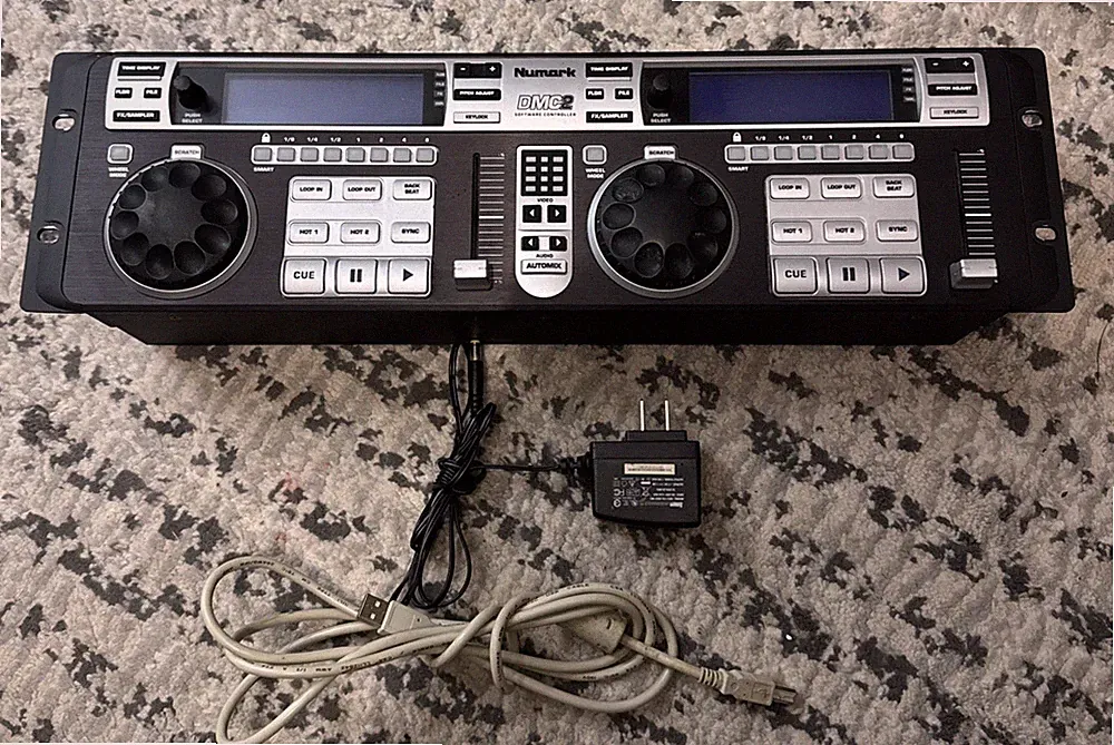 Numark DMC2 PROFESSIONAL RACKMOUNT DJ SOFTWARE CONTROLLER - With Cord!