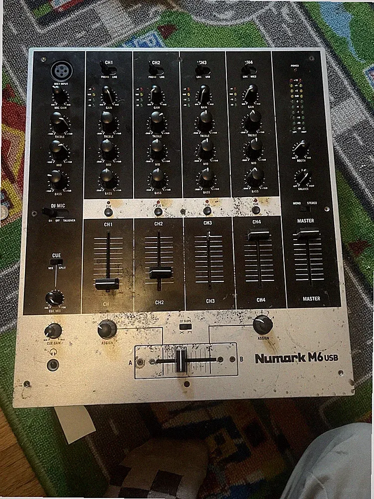 Numark M6USB 4-Channel DJ Mixer **Cable Not Included