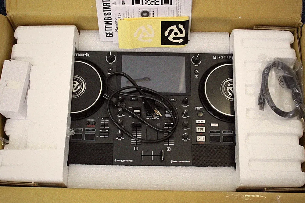 Numark Mixstream Pro+ DJ Controller
