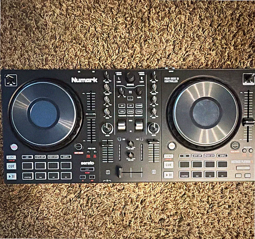 Numark Mixtrack Platinum FX 4-Deck 2-Channel DJ Controller, 16 Pads, USB/RCA