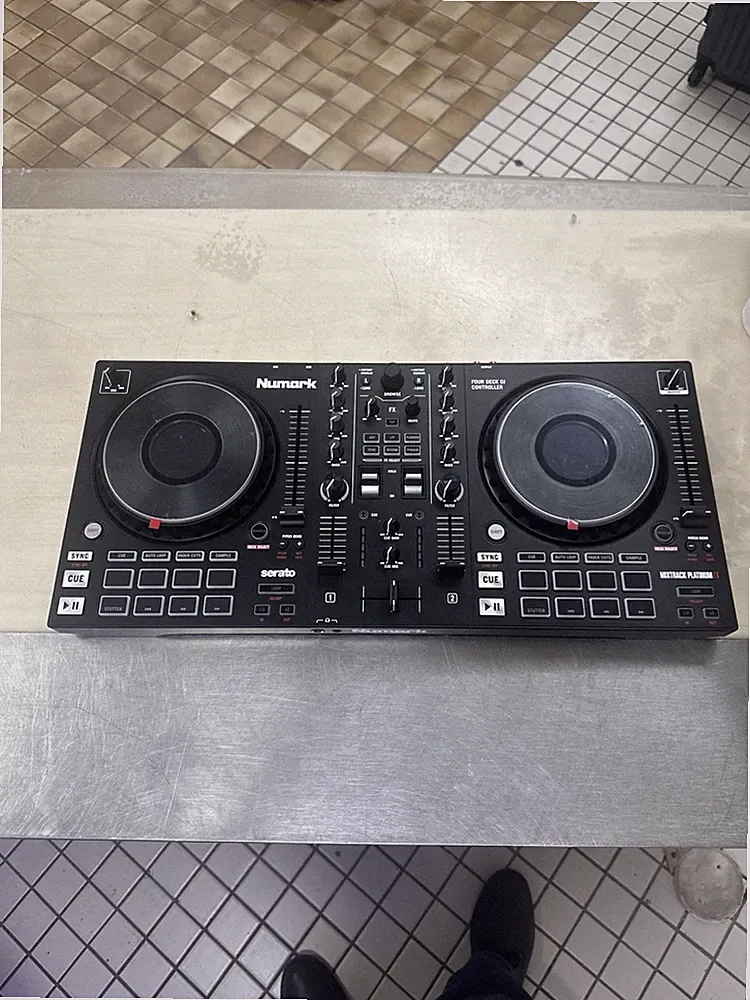 Numark Mixtrack Platinum FX Four Deck DJ Controller