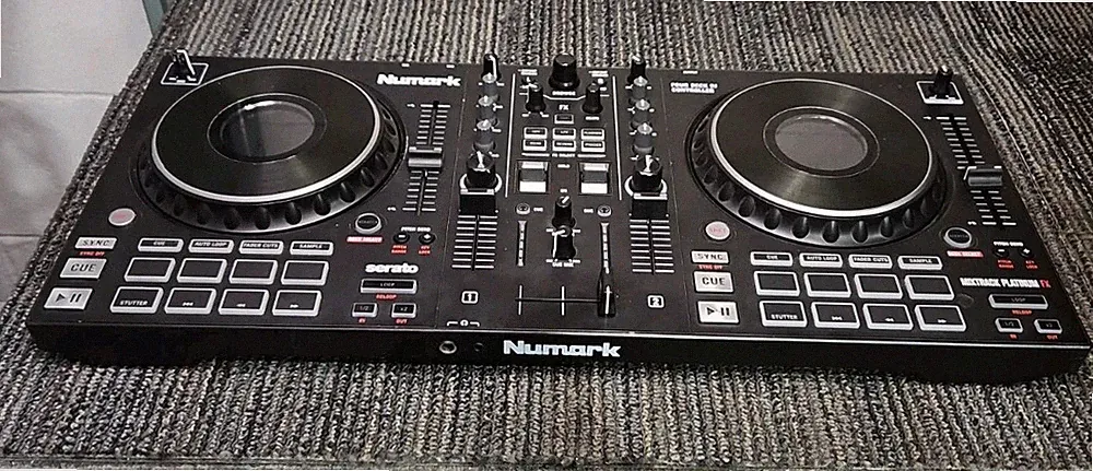 Numark Mixtrack Platinum FX Four Deck DJ Controller - FOR PARTS/NOT WORKING