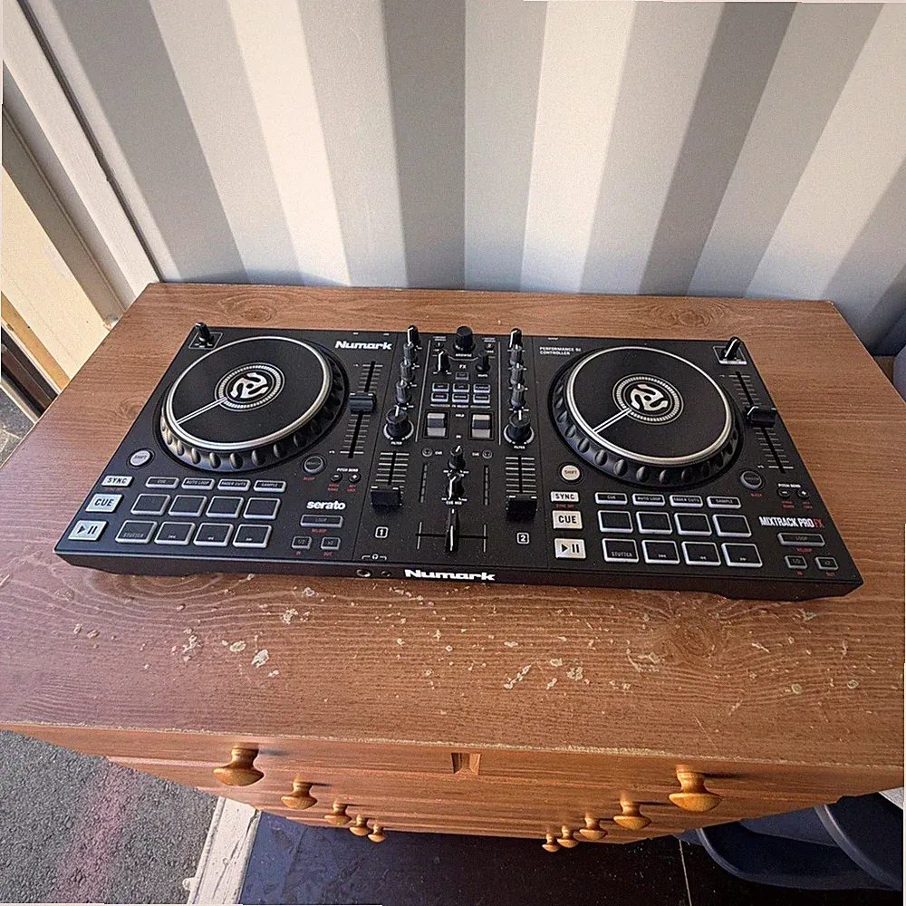 Numark Mixtrack Pro FX 2-Deck 2-Channel USB DJ Controller 16 Pads Mixer
