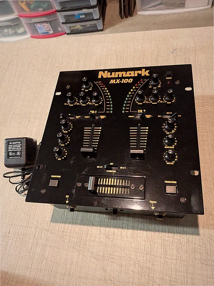 Numark MX-100 Preamp Mixer - Black- Super Clean W/ Power Cord! DJ