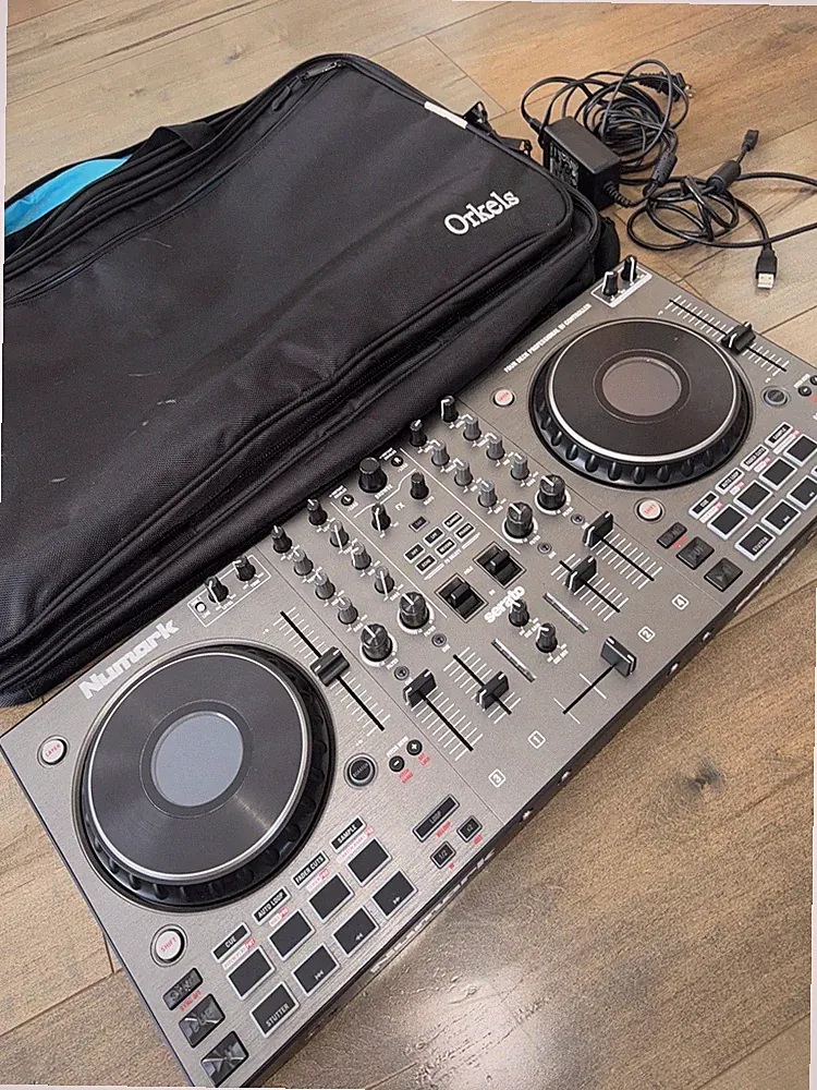 Numark NS4FX 4-Channel DJ Controller 197881327859 RF with Orkels Bag - Preowned