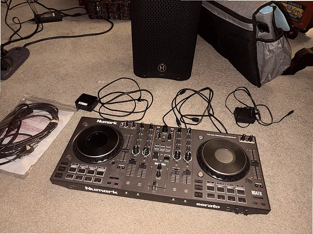 Numark NS4FX 4-Channel DJ Controller + Harbinger VARI V2408 Speaker Bundle
