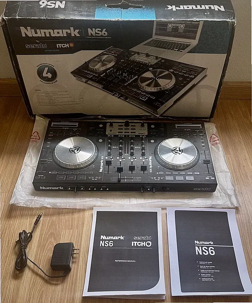 Numark NS6 Professional 4-Channel DJ Controller Serato ITCH w/ Power Supply
