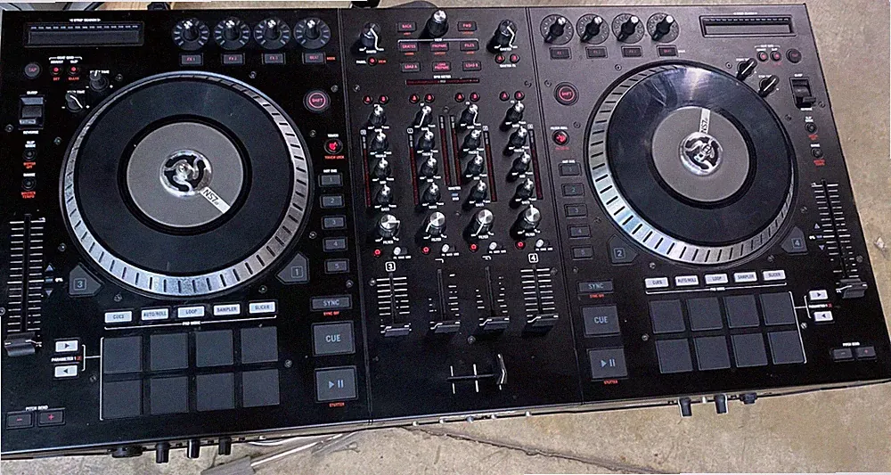Motorized Platter Dj Controllers