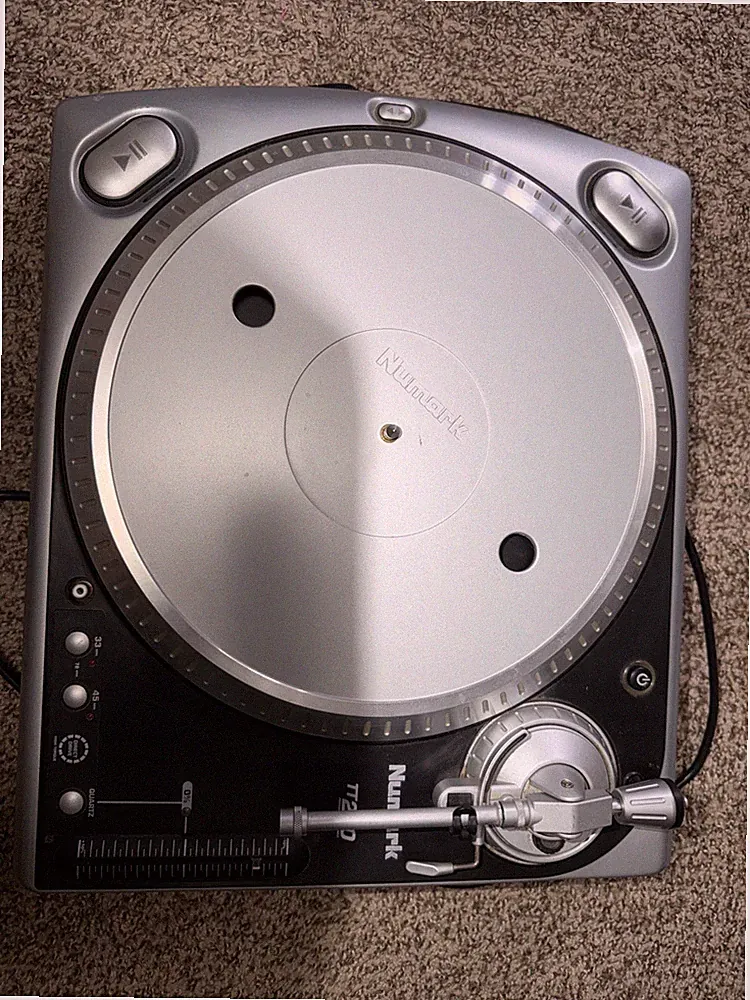 NUMARK TT200 Professional DJ Turntable With Cover Tested And Works