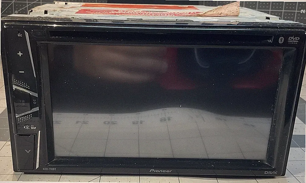 Pioneer AVH-110BT Double Din Touchscreen Bluetooth Car Stereo *AS IS*