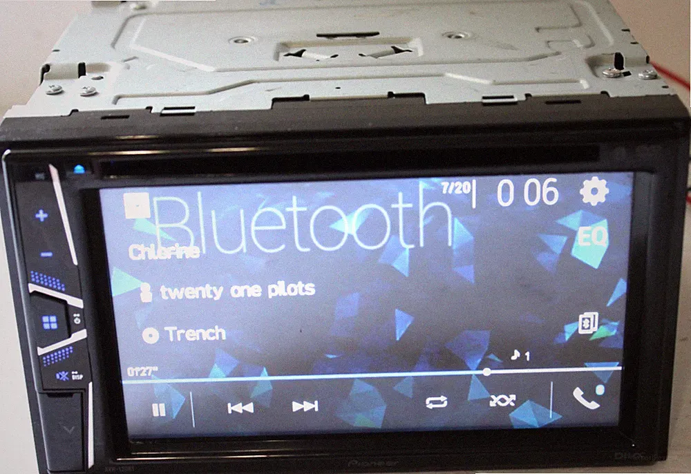 Pioneer AVH-120BT 6.2" Double DIN Bluetooth DVD Touchscreen Stereo Tested