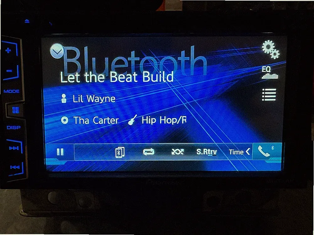 Pioneer AVH-X391BHS Double DIN Car Stereo Receiver with Bluetooth/Touchscreen