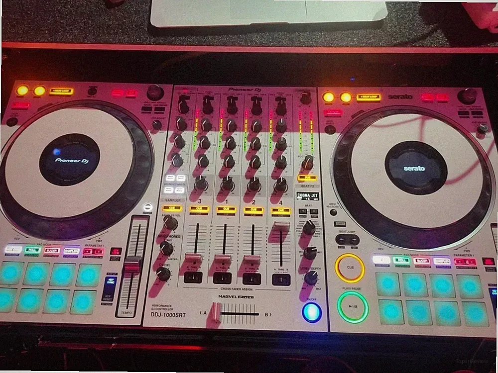 Pioneer DDJ-1000SRT 4-Channel DJ Controller Serato DJ DDJ1000SRT