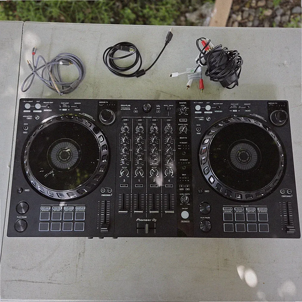 Pioneer DDJ-FLX6 4-channel DJ controller for rekordbox