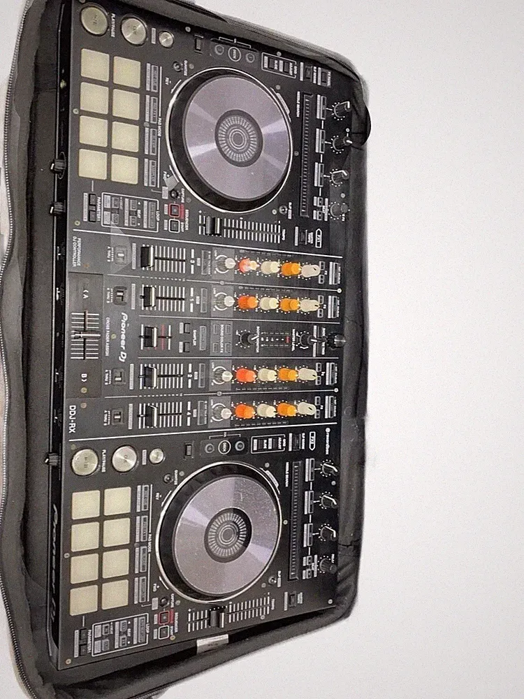 Pioneer DDJ-RX Professional DJ Controller Rekordbox 4-Channel High-end DDJRX k36