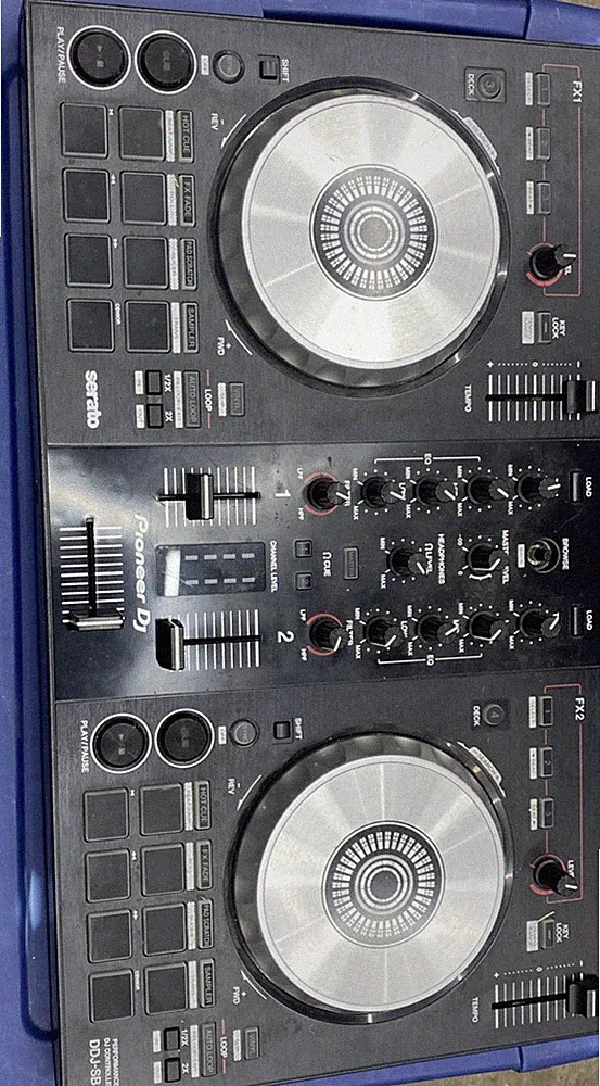 Pioneer DDJ-SB3 Serato Performance DJ Controller FOR PARTS NOT TESTED