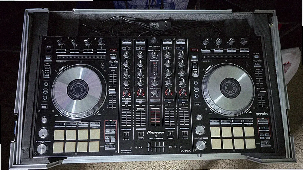 Pioneer DDJ-SX 4-Channel Serato DJ Controller