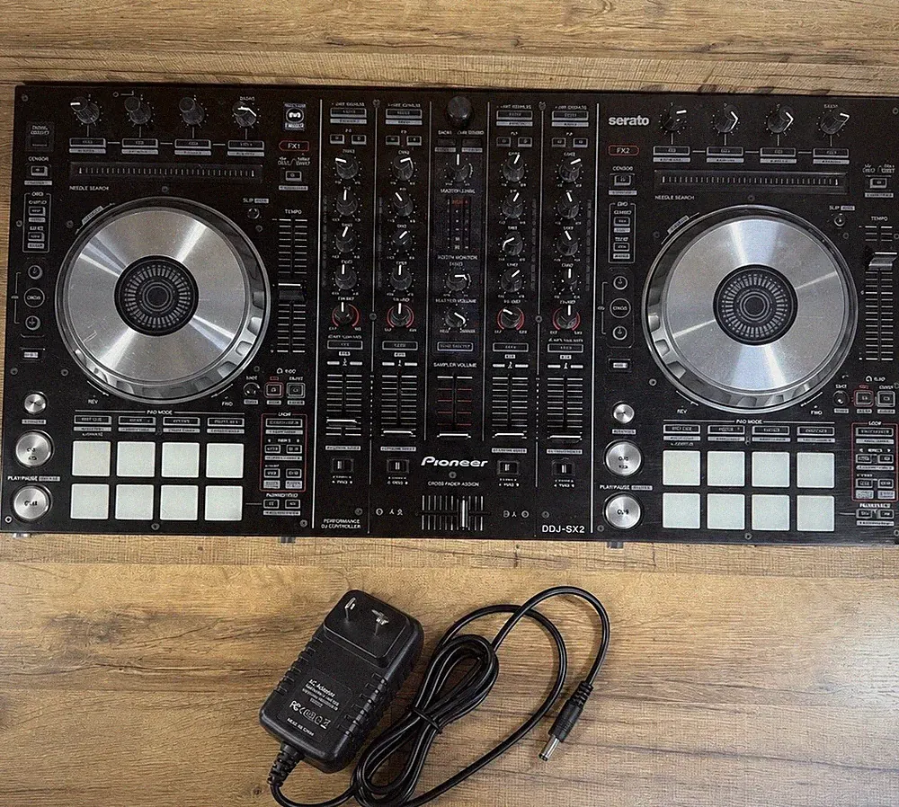 Pioneer DDJ-SX2 DJ Controller Serato 4 Channel Mixer USB Tested Working Japan
