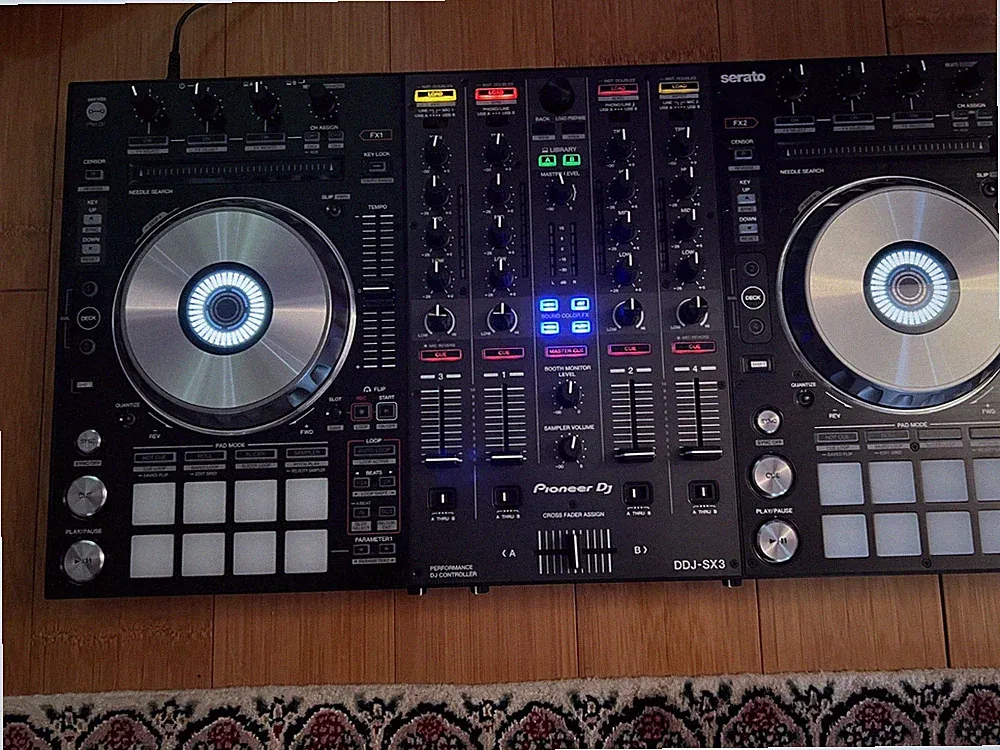 Pioneer DDJ-SX3 4-Channel Serato DJ Controller with carry bag