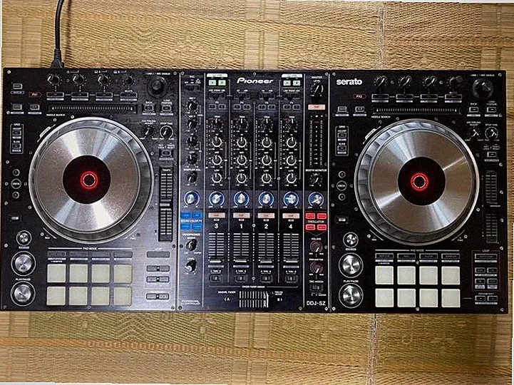 Pioneer DDJ-SZ Professional DJ Controller Serato 4-Channel 4ch DDJSZ