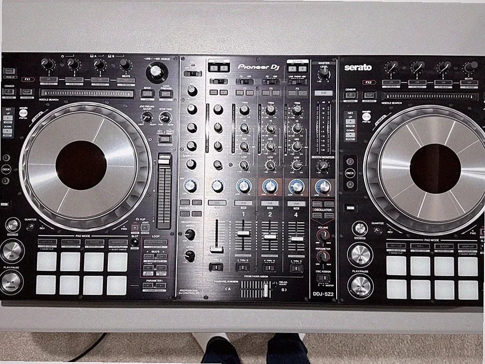 Pioneer DDJ-SZ2 Flagship 4-Channel Controller for Serato DJ Pro