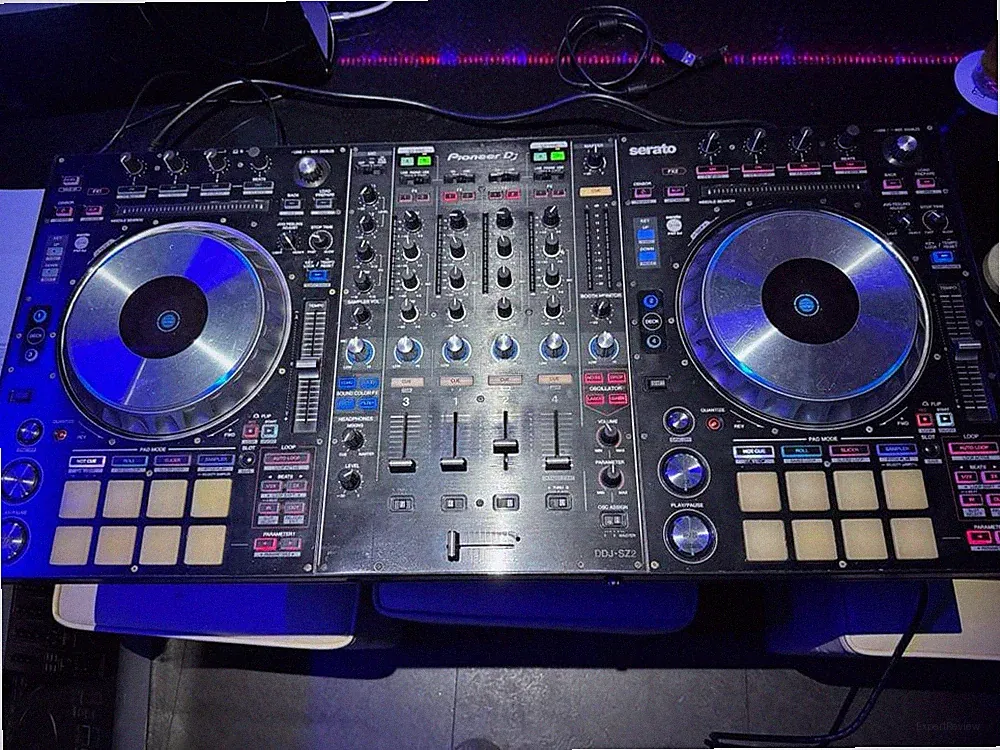 Pioneer DDJ-SZ2 Professional 4-Channel DJ Controller for Serato DJ Pro Tested