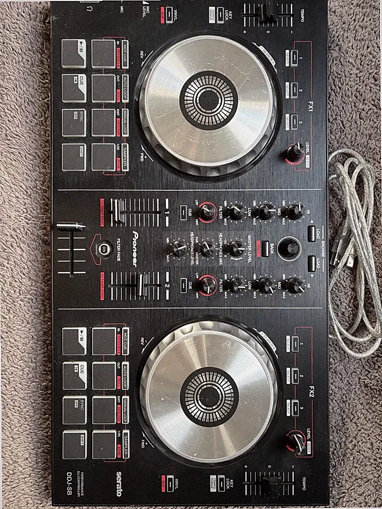 Pioneer Digital DJ-SB 2-Channel DJ Controller Serato DDJ-SB Great Condition.