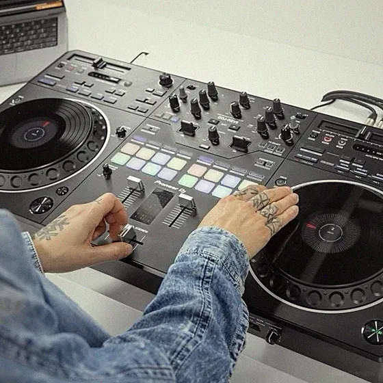 Pioneer DJ 2-Channel Double Deck Controller Magvel Fader USB-C XLR/RCA