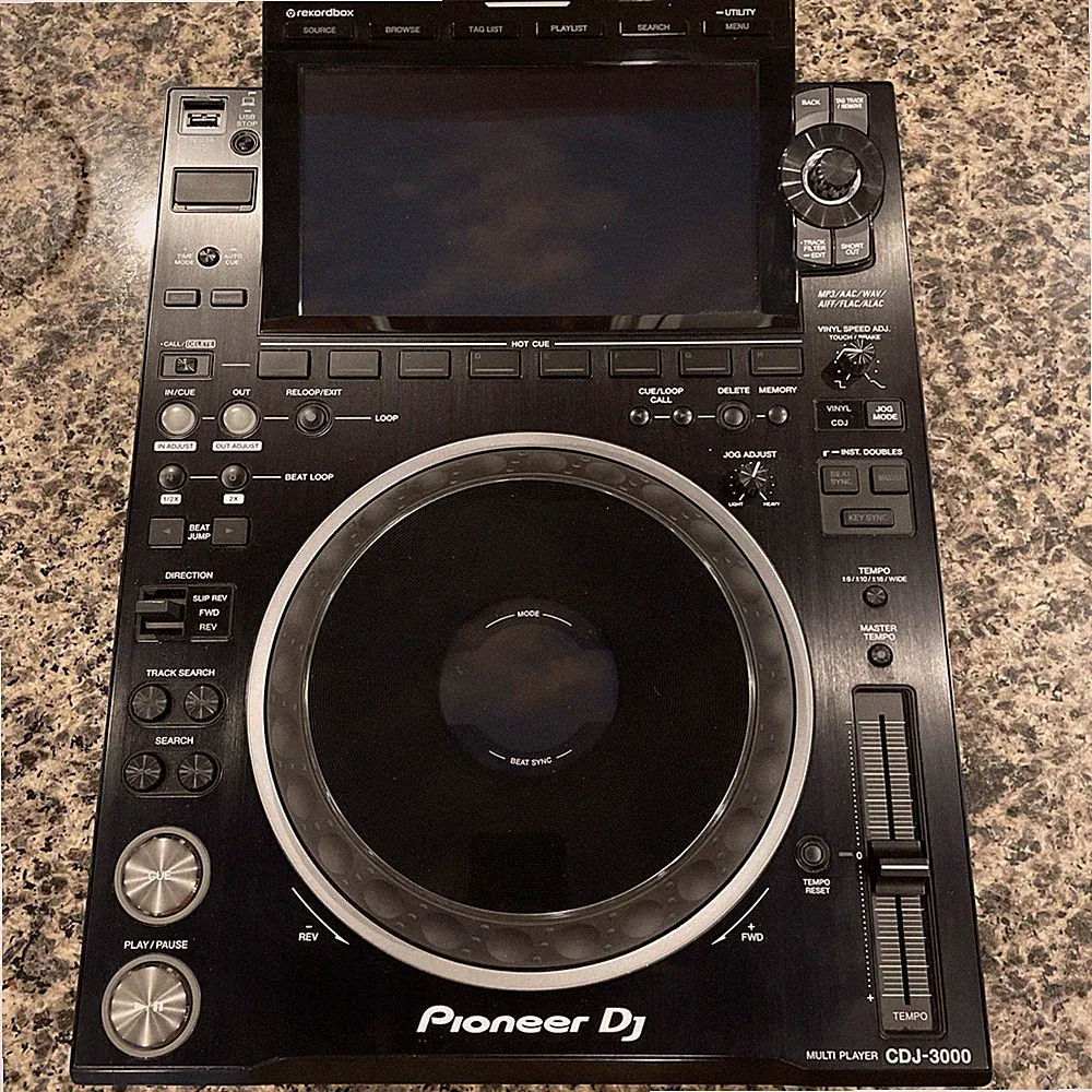 Pioneer DJ CDJ-3000 High-Resolution Professional DJ Multiplayer - Very clean
