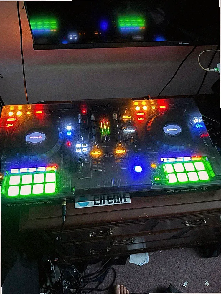 Pioneer DJ DDJ-800 2-Channel 2-Deck Rekordbox Controller, Sound Color FX, Black
