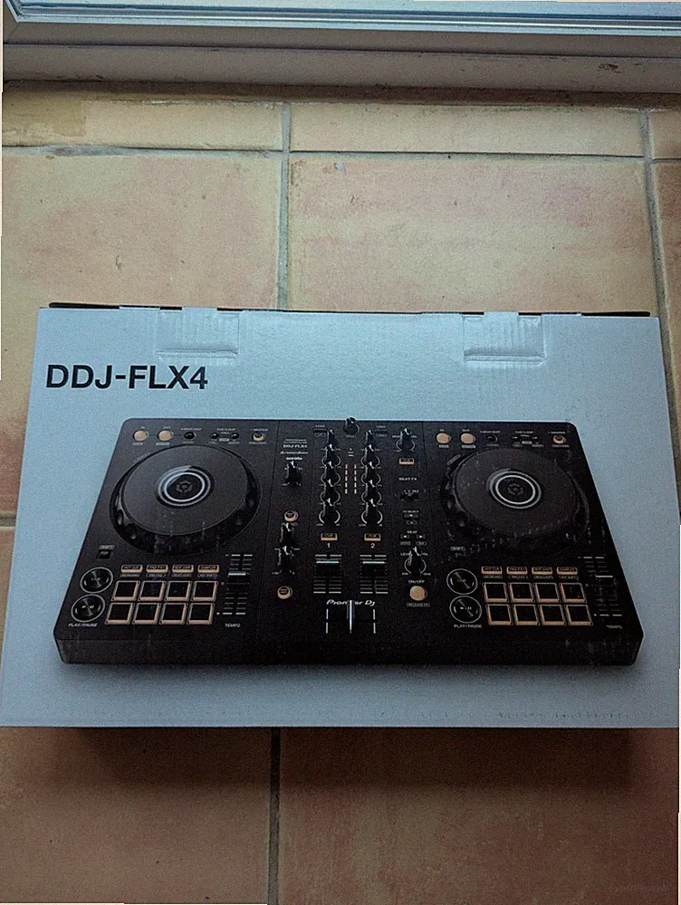 ✹ Pioneer DJ DDJ-FLX4 2-Channel DJ Controller - Black - BRAND NEW FAST SHIPPING✹