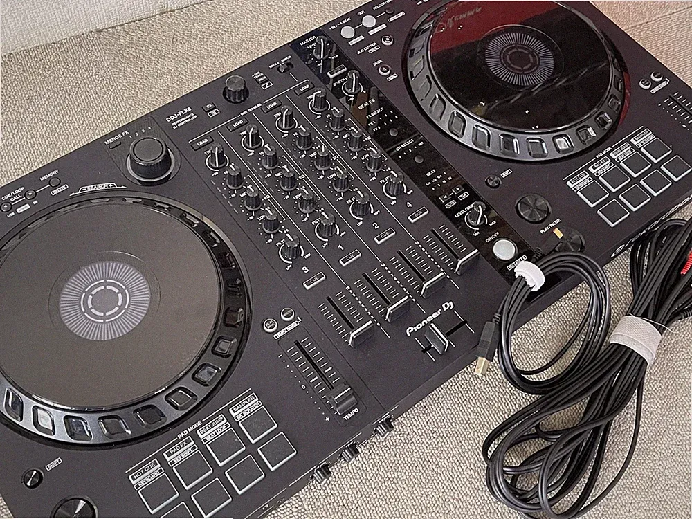 Pioneer DJ DDJ-FLX6 4-Channel Performance DJ Controller rekordbox Serato Tested
