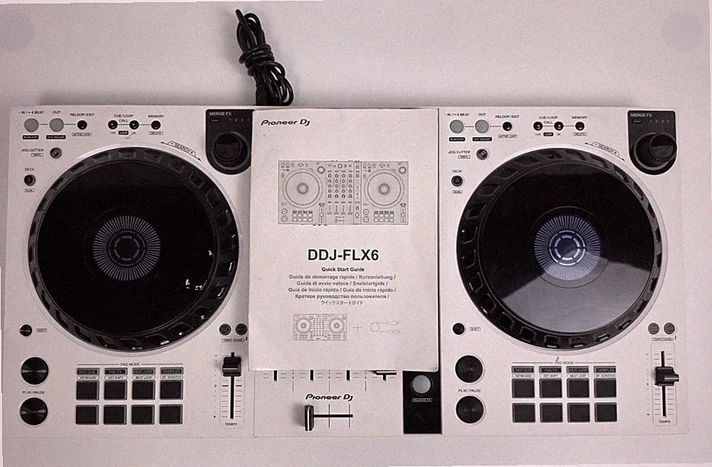 Pioneer DJ DDJ-FLX6-W White 4-Channel DJ Controller Serato Rekordbox Excellent