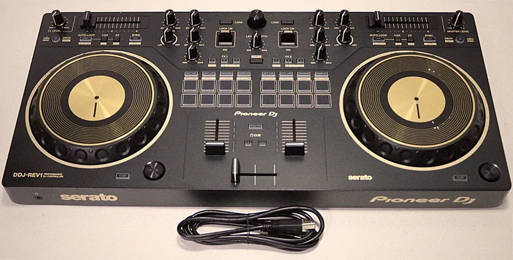 Pioneer DJ DDJ-REV1 N Serato Gold Performance DJ Controller