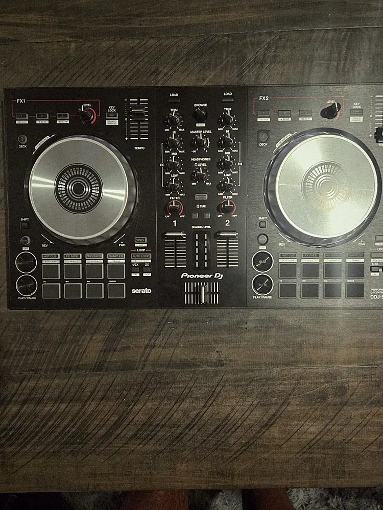 Pioneer DJ DDJ-SB3 2 Channel DJ Controller, with USB cable, no box