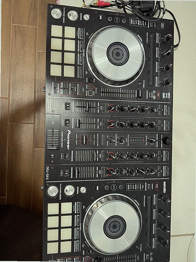 Pioneer DJ DDJ-SX2 Double Deck Controller