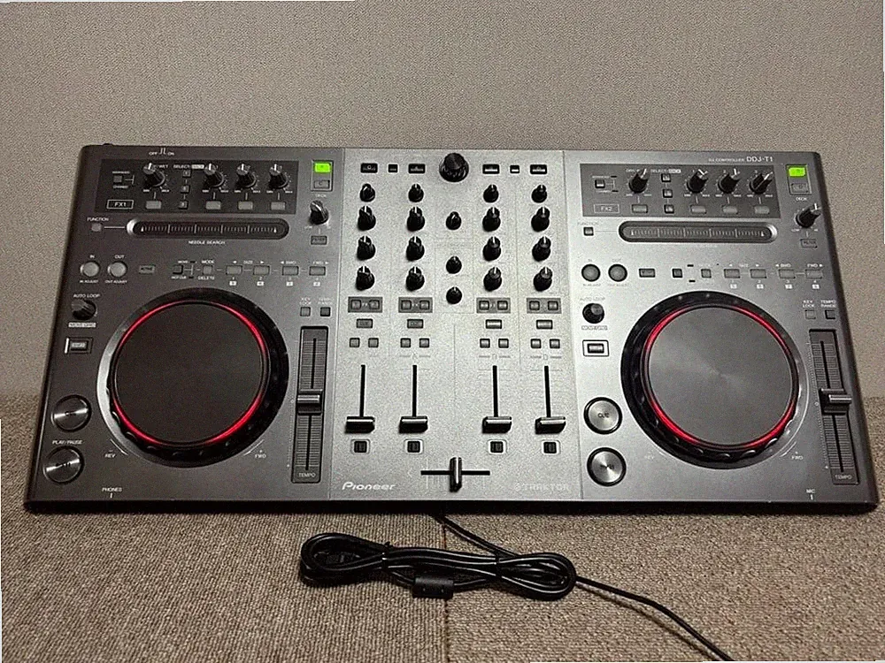Pioneer DJ DDJ-T1 DJ controller for TRAKTOR 4-Channel 4ch DDJT1 Tested Japan