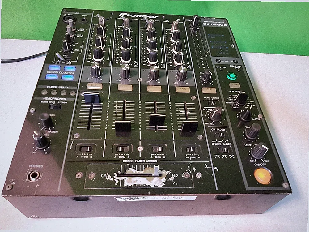 Pioneer DJ DJM-800 4-Channel Professional DJ Mixer