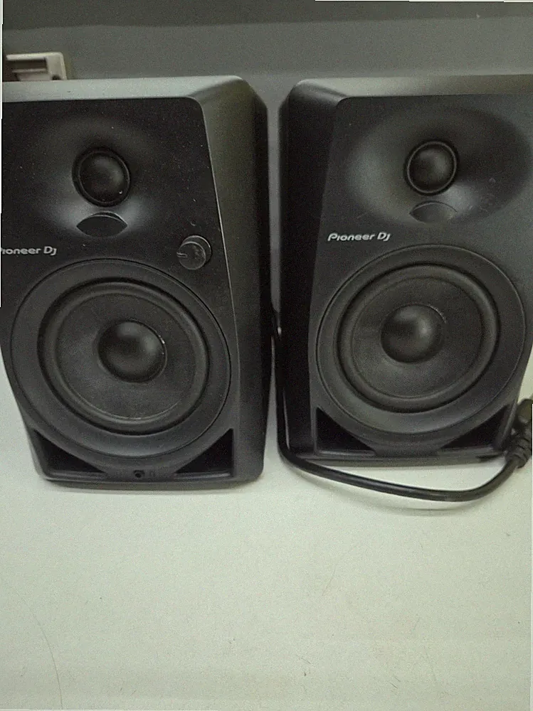 Pioneer DJ DM-40 Active Monitor Speakers-Black| Set Of 2 For Book Shelf.