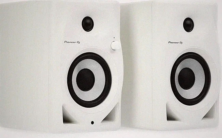 Pioneer DJ DM-40D-W 4-inch Desktop Active Monitor Speaker - White