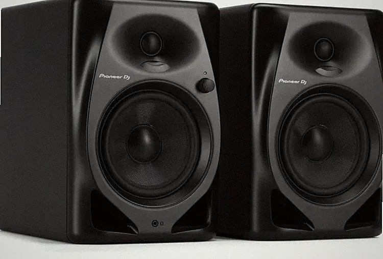 Pioneer DJ DM-50D 5-inch Active Monitor Speaker - Black