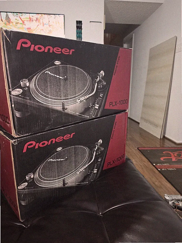 Pioneer DJ Professional