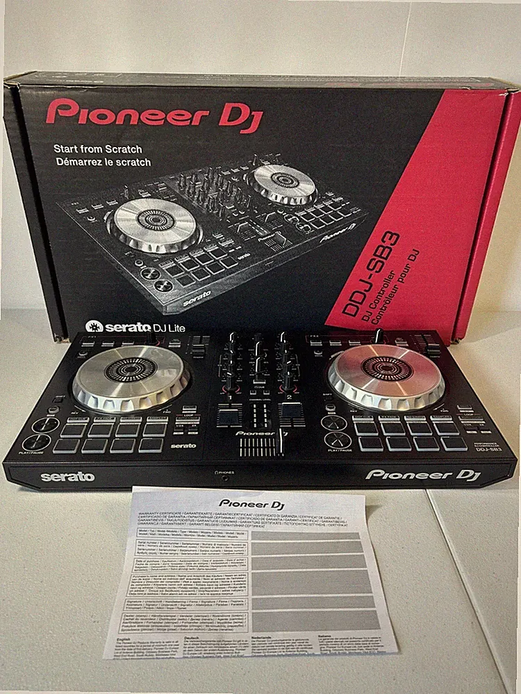 Pioneer DJ Start From Scratch Serato DJ Lite Controller Pad Silver DDJ-SB3 / SXJ